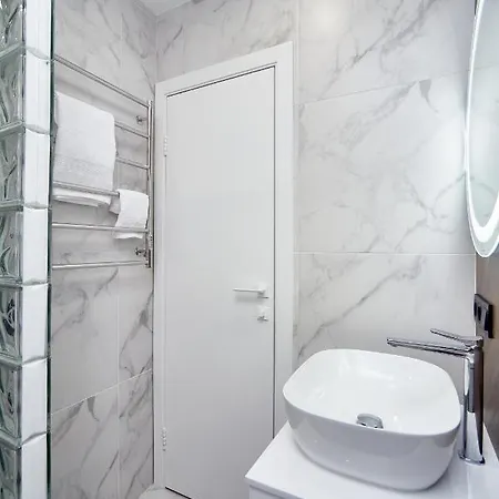 Arcadia Self Check-in 4*