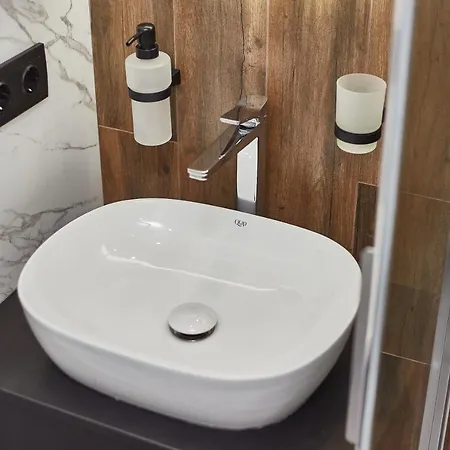 Arcadia Self Check-in Apartahotel 4*