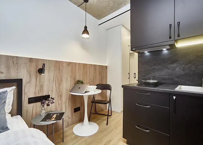 Arcadia Self Check-in Aparthotel 4*